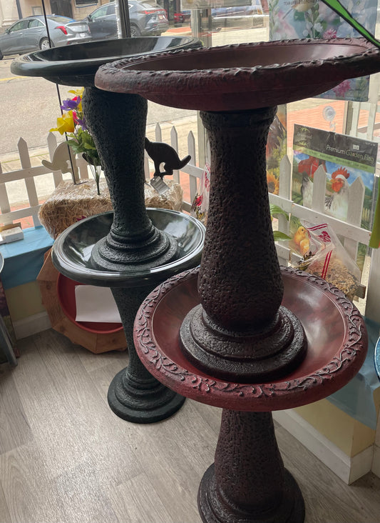 Large Resin birdbath ￼